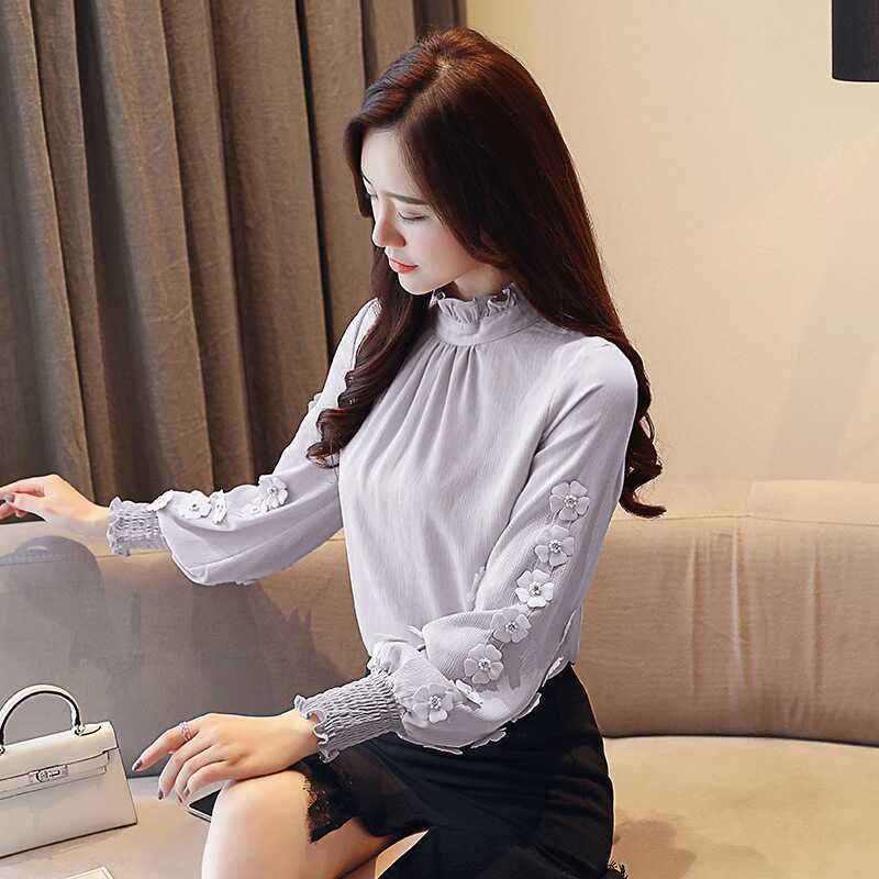 头次见这么时髦的小衫，妈妈买6件穿，不得不夸，美的哪像60后