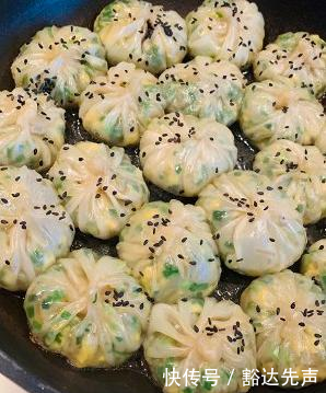 美味■外面卖的生煎太贵怎么办?教你在家也能做,简单美味好吃,收藏