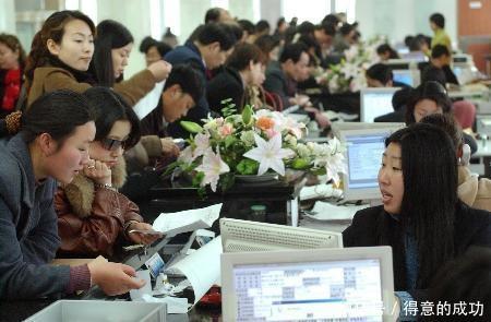  「女性」没有交过社保的女性，过了“五十周岁”还能交吗很多人