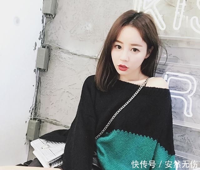  [件套]去香港才知，卫衣早过时了！现流行穿这种套装裙，显瘦有女人味