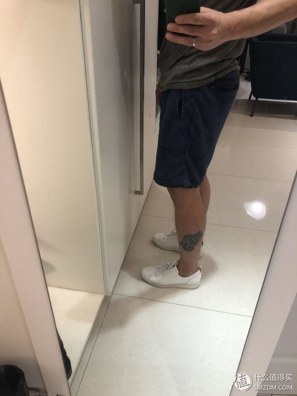 我和我的37双鞋 篇一:我想讲讲我的37双鞋之一:JUMBO，我和老妈撞