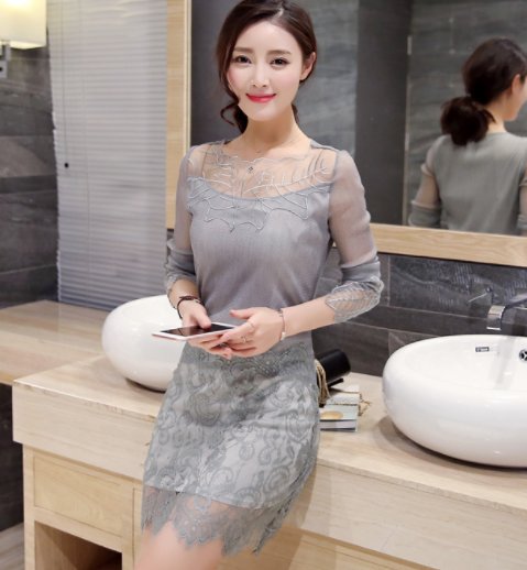 好身材要显摆，“紧身”包臀裙，搭配高跟鞋，勾勒迷人小蛮腰