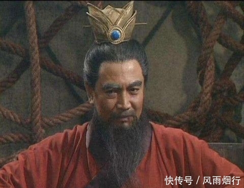  #得有#曹操处死吕布时，为何要下令将其先勒死再斩首？这得有多大仇？