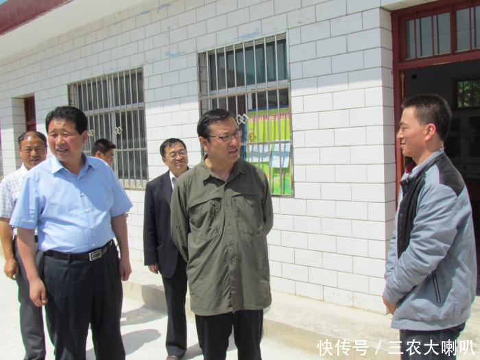 新的一年这些农村人要翻身了，月月拿2000元