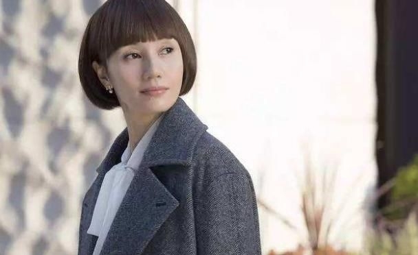 「 雪纺衬衫」袁泉陈数被赞大气，胡静孙俪集体扑街，中年女星演职场强人