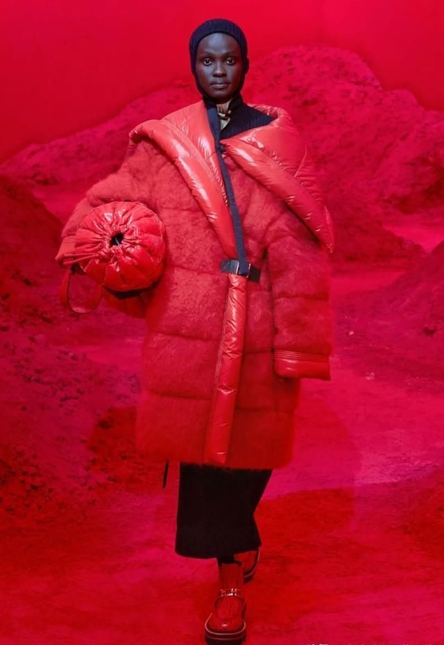 设计师@2020秋冬 Genius 系列：多个天才设计师的合作系列，MONCLER
