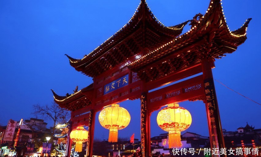 南京夫子庙,为何很多当地人都不愿意前往呢?网友:变味了