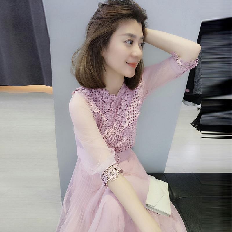 丰满女人辣眼睛?你看看下图女人这样穿，美嫩十足，果然一饱眼福