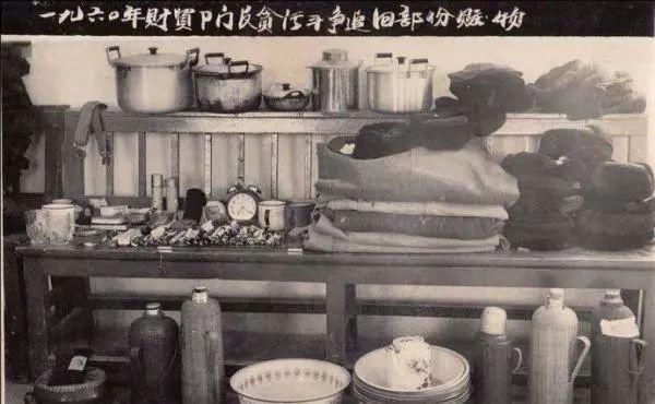 摩根弗里曼的照片估计又要在朋友圈里火一波了｜一周毒舌段子精选