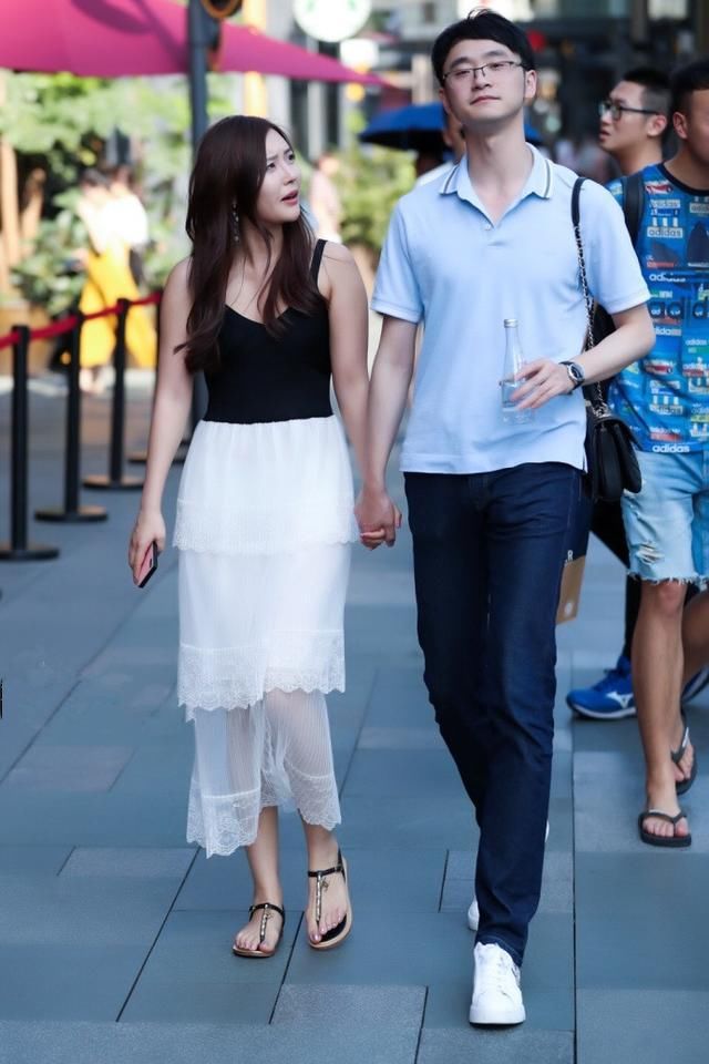 街拍：成都的街拍达人教你如何清爽整个夏季！