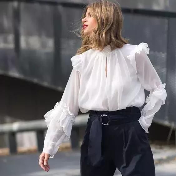 可甜可盐!唐嫣周冬雨刘诗诗的这件衣服，我穿一个夏天都不腻啊!