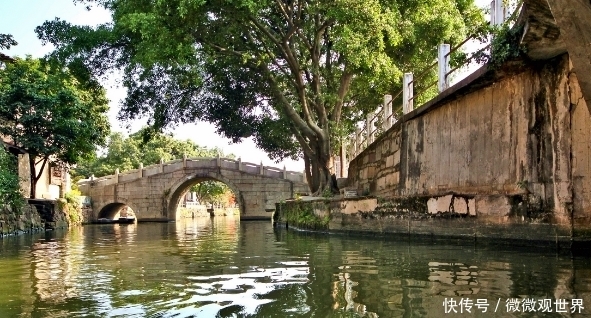 英国女孩呆在广东两年，回国后天天发牢骚：不方便，还是中国好！