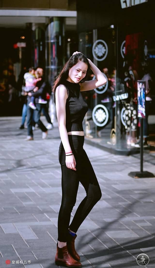  『对自己』如果你肯用心穿着打扮，多把握一些穿衣打扮的方式，你一样是女神