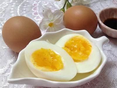 每天早饭吃煎鸡蛋,原来吃错了?鸡蛋的2种错误
