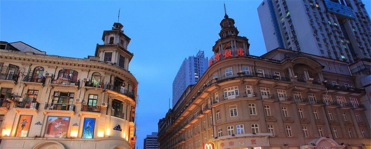  唯一■我国唯一一座整体搬迁的城市, 如今是特大城市, 有望升为