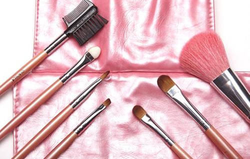  #眼影#眼影刷和眼影棒的区别 你需要知道的美妆常识