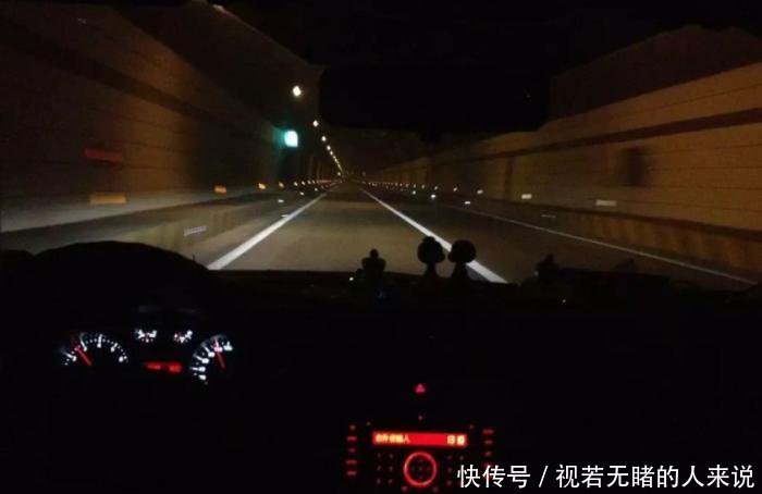 夜间跑高速用近光还是远光很多人都做错了