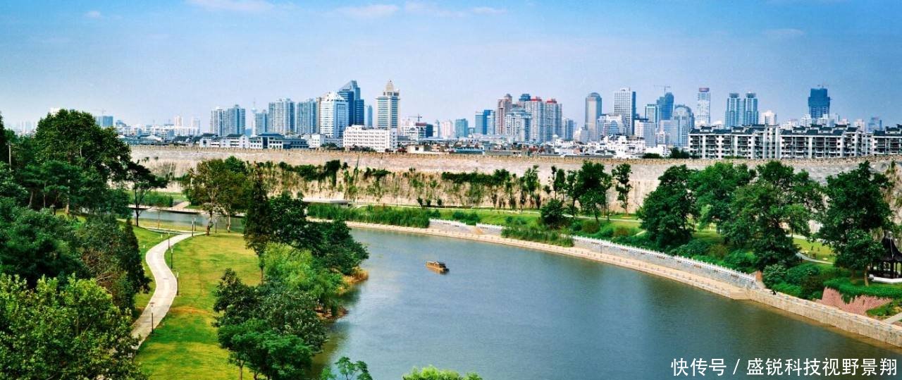 最受大学生欢迎的城市，北京、广州落榜，也不是上海、成都