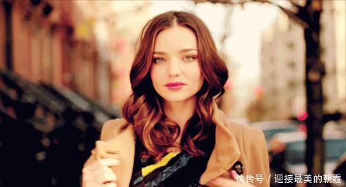  『解决』春天怎么拯救乱穿衣多套“马甲”搭配灵感，解决换季尴尬穿衣难