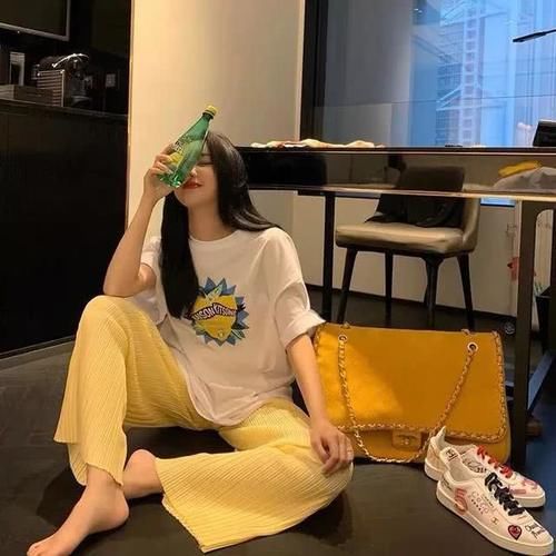 「日常」这3条裤子遮肉又显瘦,比阔腿裤更洋气时髦,还日常百搭!