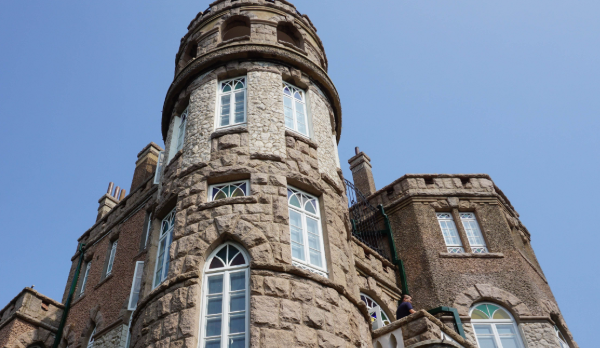 山东最幸福城市，东方瑞士，可与德国比美