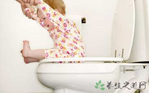 小孩晚上把尿好不好