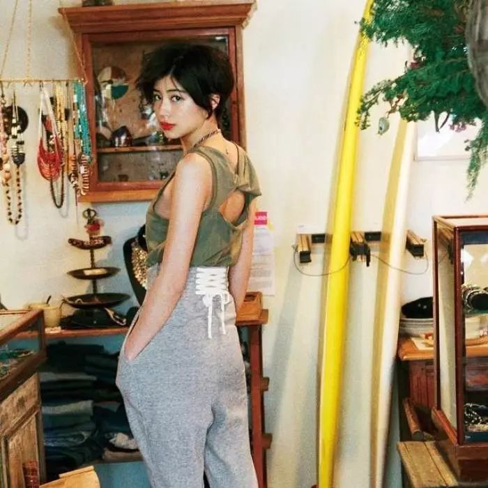 发型|最适合圆脸大脸的显瘦发型，不要再纠结留长还是剪短发啦!