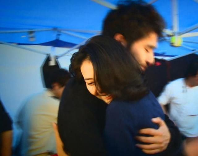 国民女神高圆圆绿色紧身连衣裙，性感到爆炸