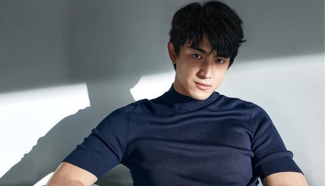 林更新否认新恋情