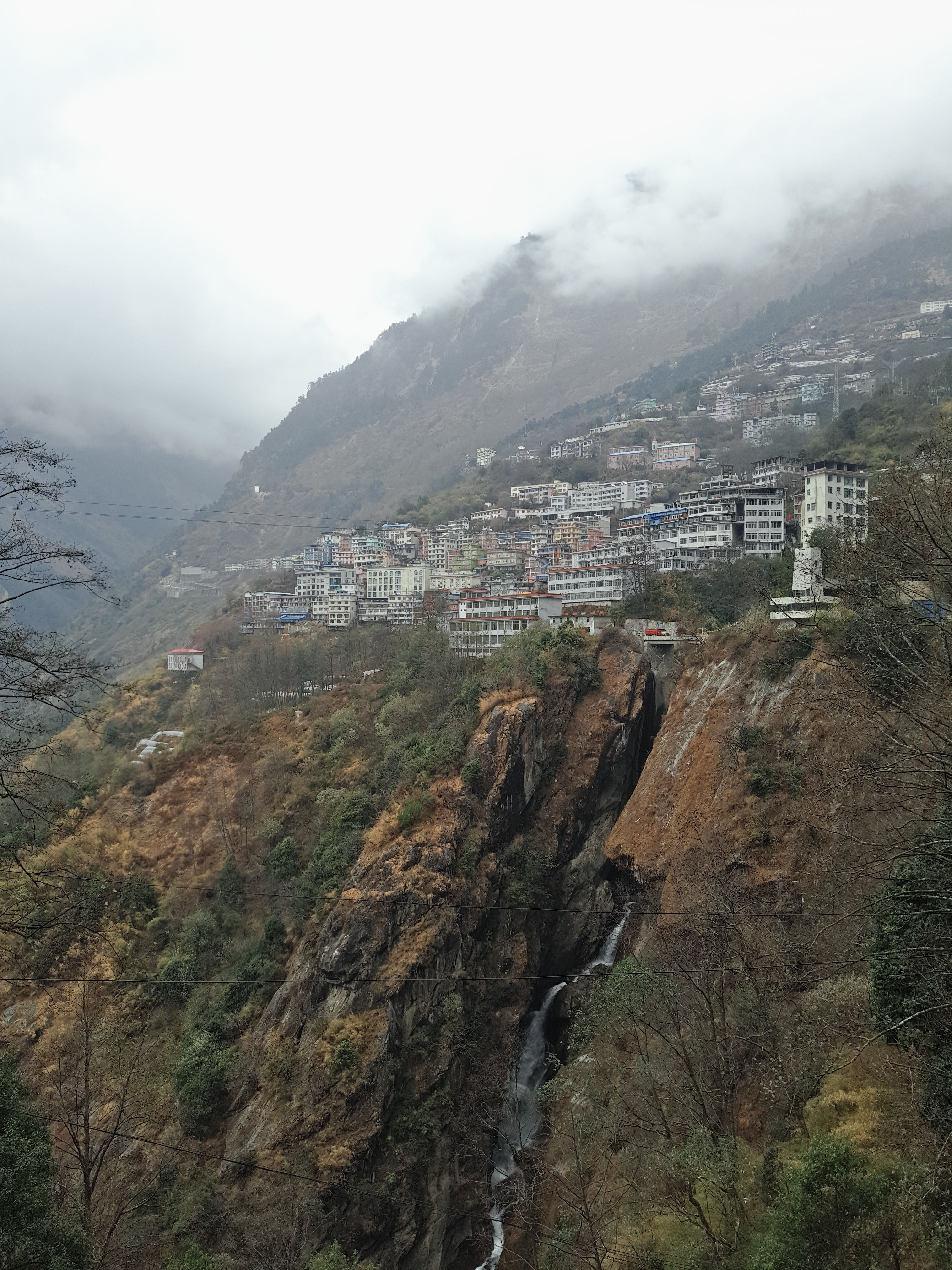 川进青出，十五天三省，318全线，冰川、湖泊、雪山探秘之旅。