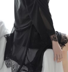 让人无法抵抗的宫廷蕾丝睡衣!真是美得娇艳欲滴!哭了