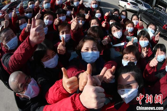  出征|江苏近千医务人员组成第五批援湖北医疗队出征