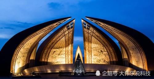 这个国家对我国免签，旅游业经济突飞猛进，日本人和韩国人万分眼