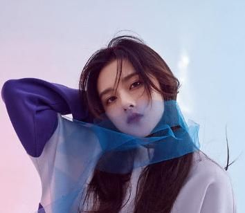 宋祖儿身穿轻纱遮面潮流感十足，这双腿太吸睛，诱惑十足