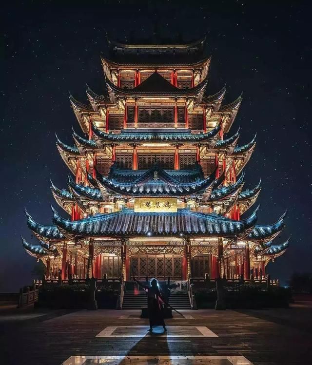 他拍下中国这 6 个城市，刷爆外网！老外惊叹：中国原来这么酷？