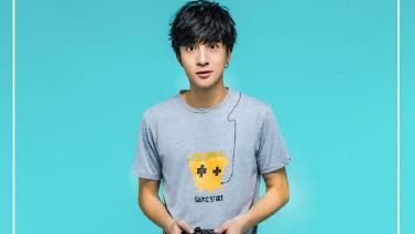 想借孩子洗白?薛之谦当爸晒出三指相对照片,却被医学博士打脸