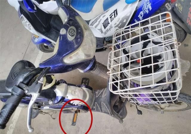 #电动车#车主:新国标电动车跑20km就没电!专家:这2个脚蹬是摆设?