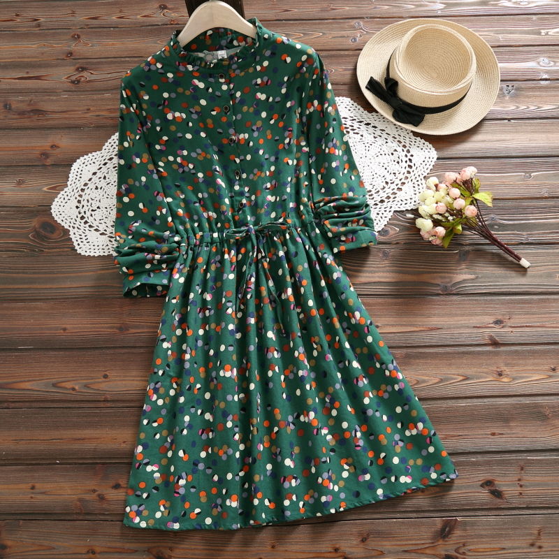 老婆是矮，但从不嫌自己矮!新款娃娃裙+平鞋，没人相信她1米5