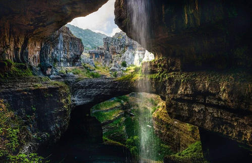 世界上最古老的瀑布，距今1.6亿年历史，堪称大自然古董！