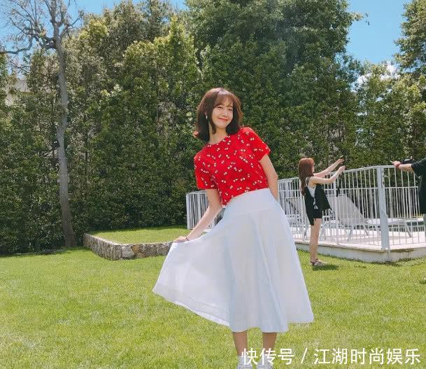 林允儿的腿，简直让男人开始“怀疑人生”，这就是说好的最美女神