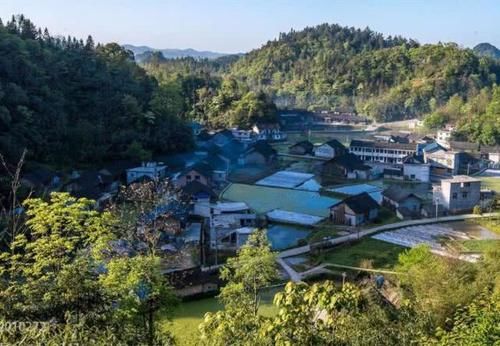 湖南未来发展辉煌的小县，将迎高铁机场双管齐下，是你的家乡吗