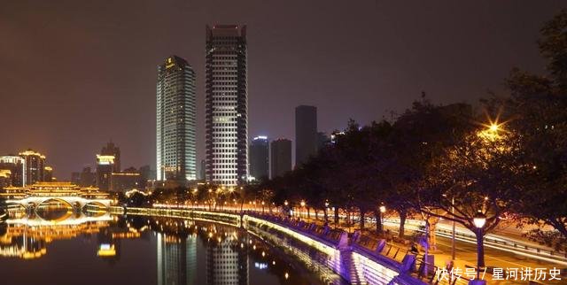 中国最幸福城市GDP10年增长了1万亿,如今GDP比省内第二高万亿