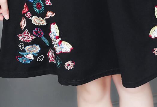 难怪老妈53岁出门没人说大妈!穿这样的减龄女装，确实看像18