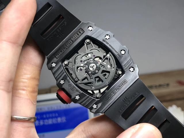 英国伦敦的2300元的复刻表做工到底如何？揭穿复刻表市场的奥秘！