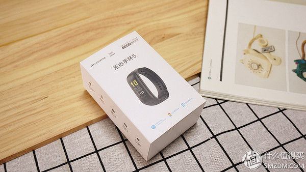 支持离线支付，还能与天猫精灵互动，乐心手环5这次做得用心了