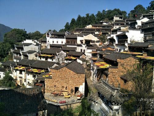我国最矛盾的古镇,地处江西,却是安徽建筑特色,称中国最美古镇