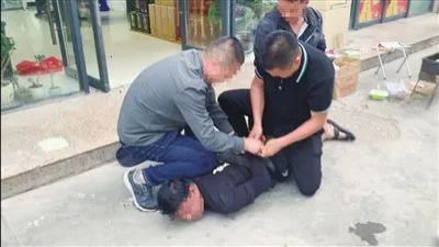  逃亡|【阳光?现场】一男子身负两起命案逃亡19年！在银川落网！