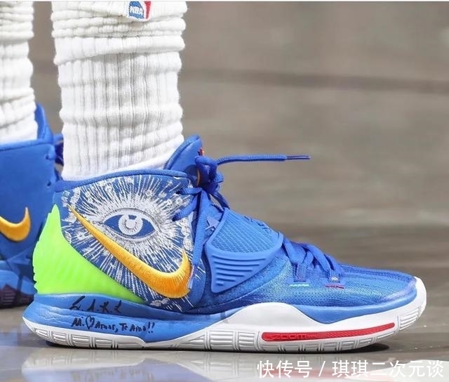  『球员』NBA球员上脚：欧文这赛季穿的球鞋，这些配色很有纪念意义！