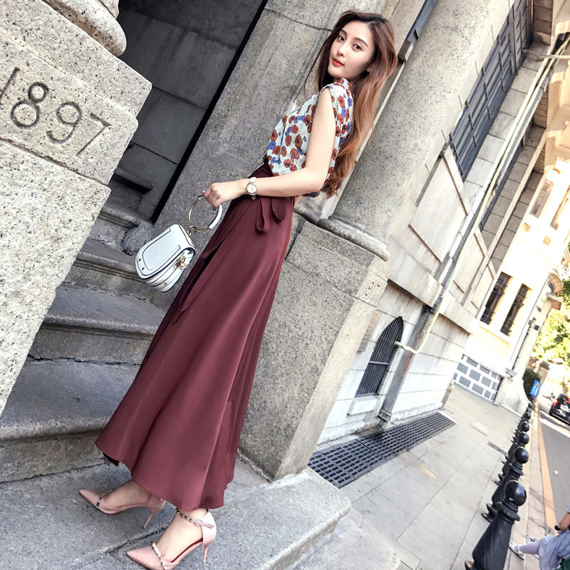 有一种“欧货”裙，不仅洋气还高雅，53岁老婆穿，美得一愣一愣