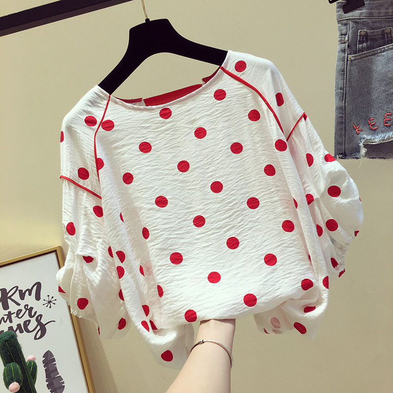 立秋还不冷，别着急买风衣，瞧瞧这些小衫，那才叫一个洋气